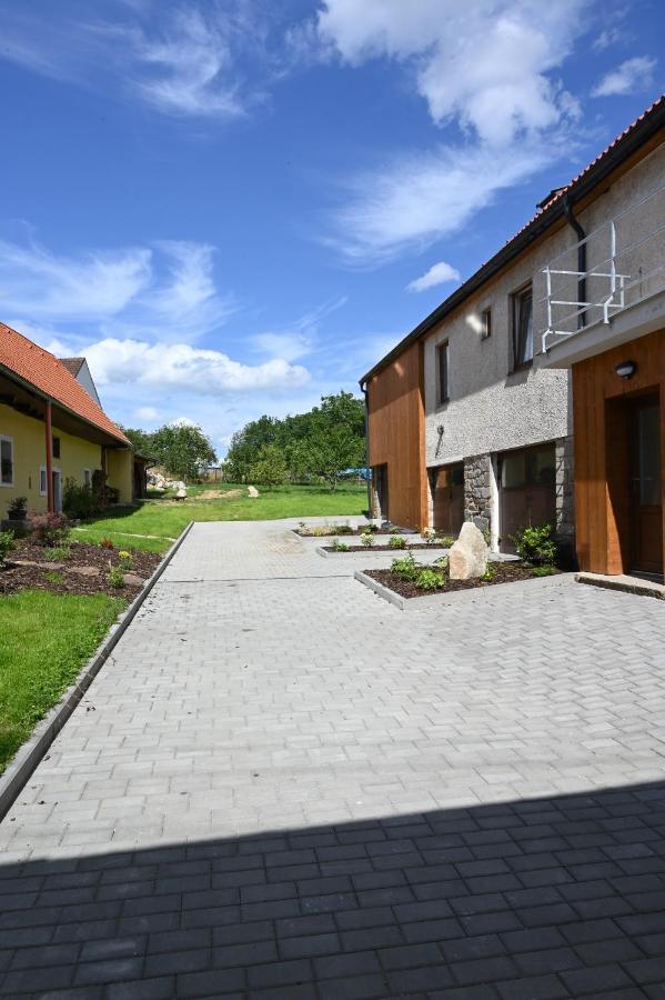 Penzion Mezi Radky Jindřichŭv Hradec Kültér fotó
